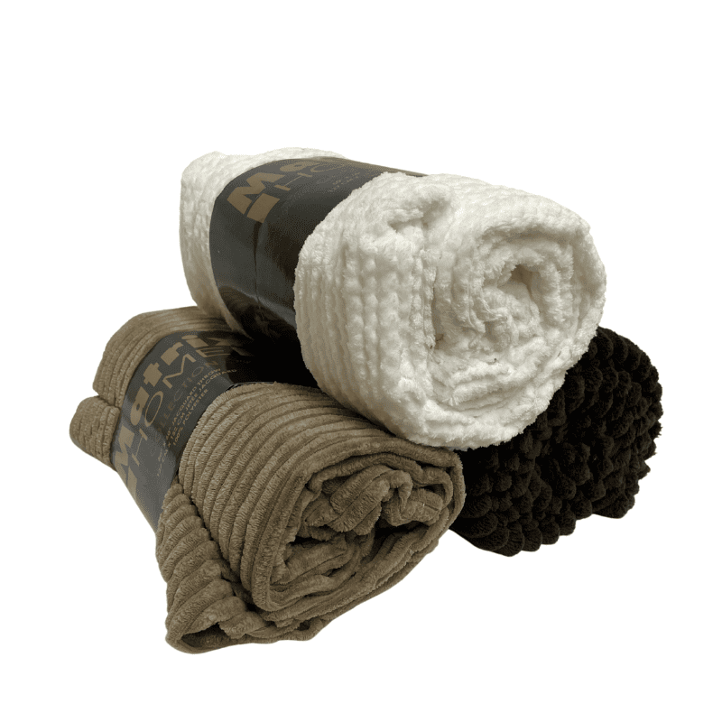 Wholesale Plush Throw Blanket 50″ X 60″ Assorted Solid Colours