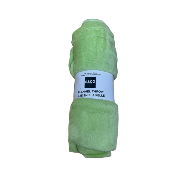 Wholesale Plush Throw Blanket - Asst. Solid Colours (50″ x 60″) - Image 5