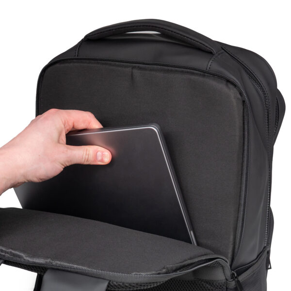 ROAM 17" LAPTOP BACKPACK - Image 5